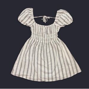 Forever 21 Striped Puff Sleeve Dress